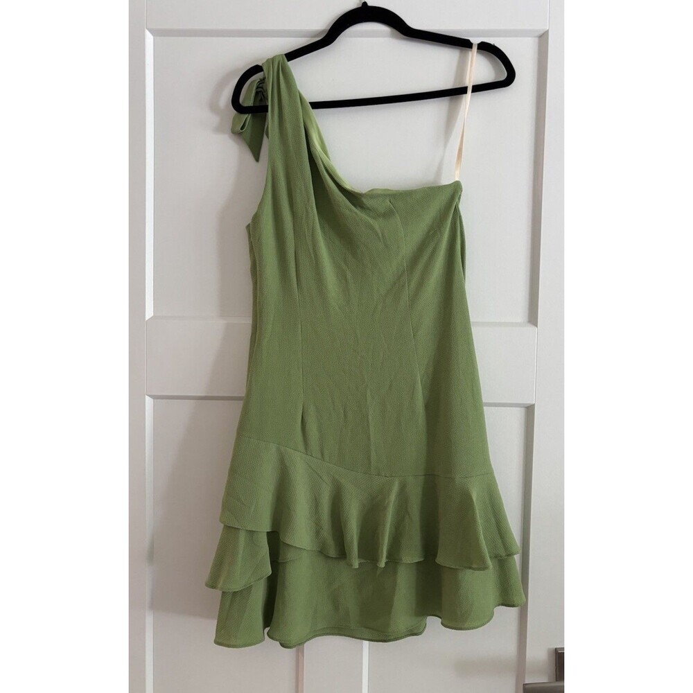 BCBGeneration NWT, Womens One Shoulder Mini Dress Ruffled Bottom, Size 8 Sage - Picture 2 of 9